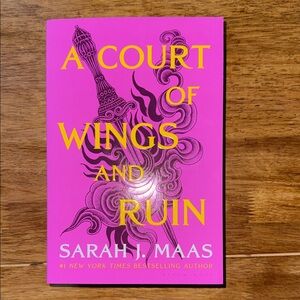 A Court of Wings and Ruin by Sarah J. Maas - Pink Paperback